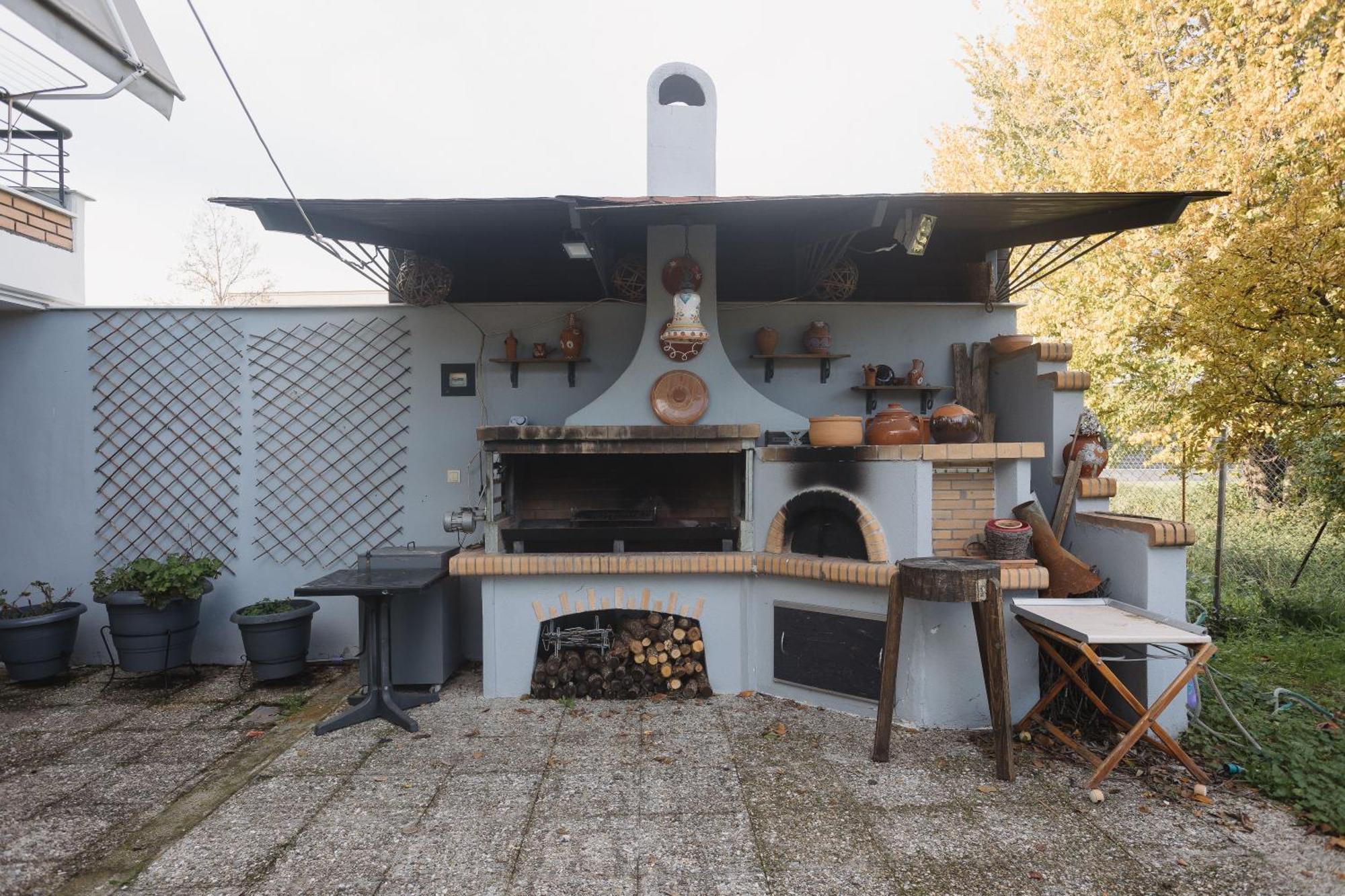 Billiard Home In Trikala Exterior photo