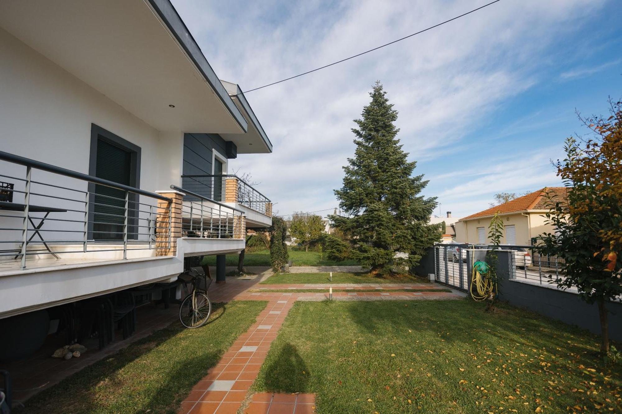 Billiard Home In Trikala Exterior photo